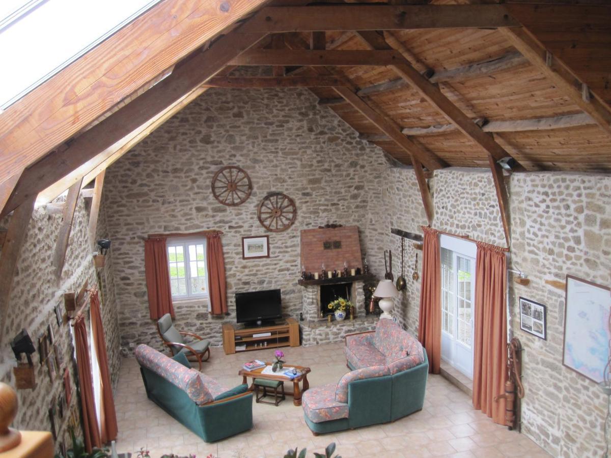 Le Bois Chef D'Ane Bed & Breakfast Collinée Eksteriør bilde